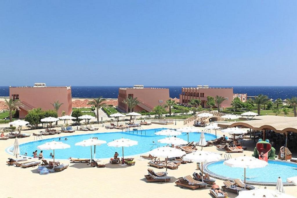 The Three Corners Happy Life Beach Resort-marsa alam