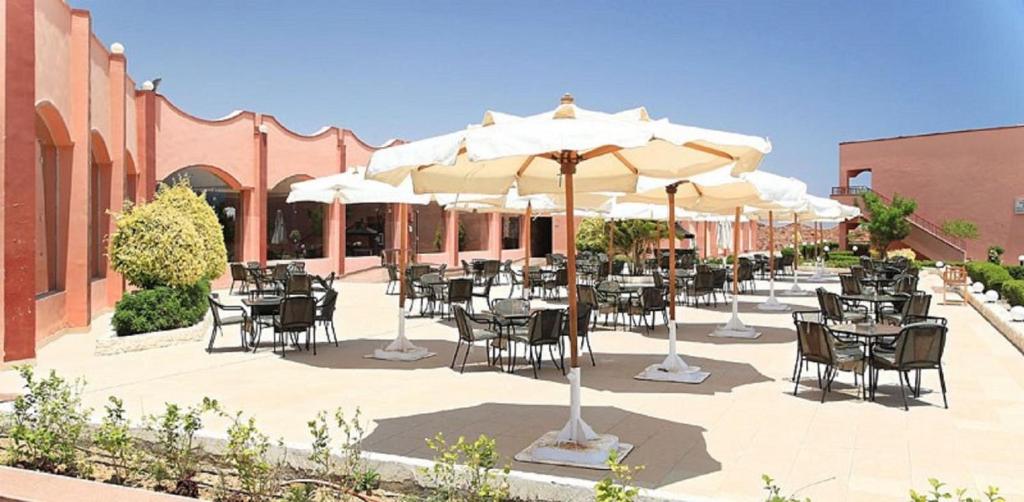 The Three Corners Happy Life Beach Resort-marsa alam