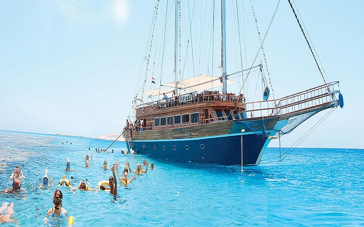 Hurghada (Pirates Sailing boat)