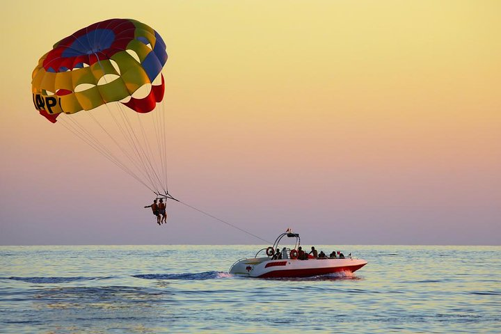 Hurghada (Parachute water activities)